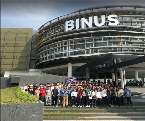 9 Universitas di Bekasi,...