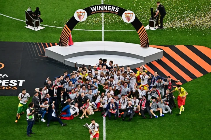 Daftar Juara Liga Europa...