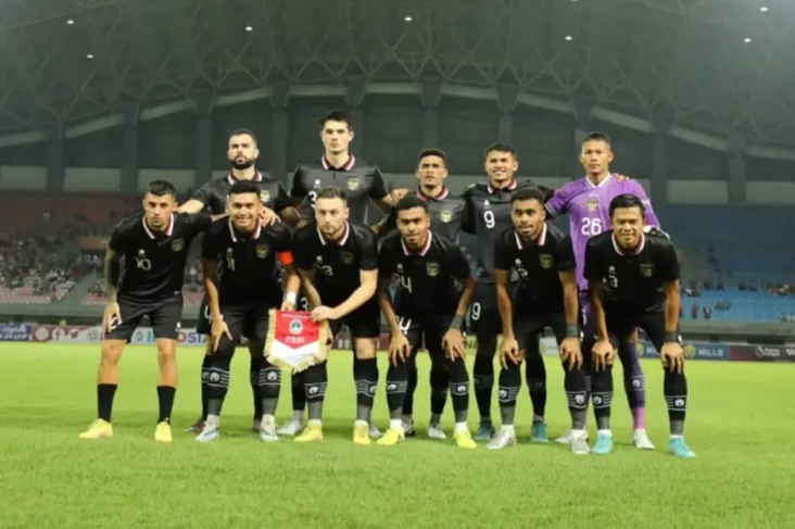 Formasi Timnas Indonesia...