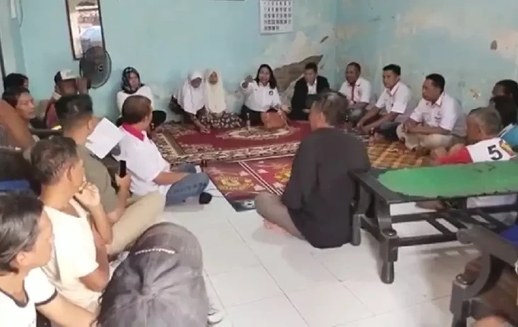 Didampingi dan Dibantu...