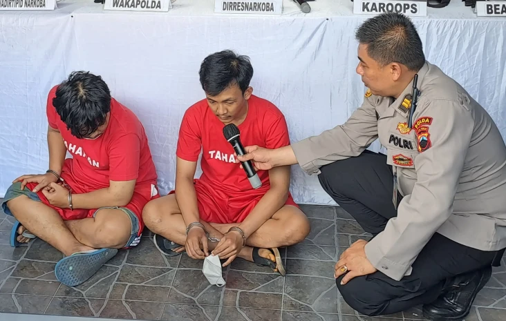 Tersangka Pembuat Ekstasi...