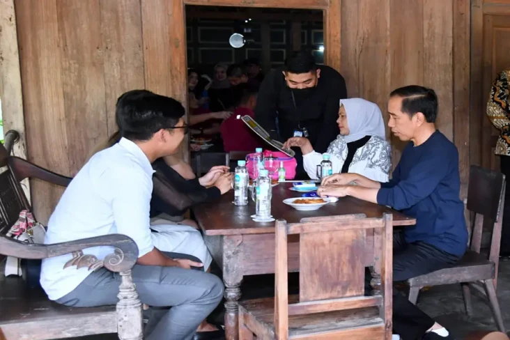 Libur Akhir Pekan, Jokowi...