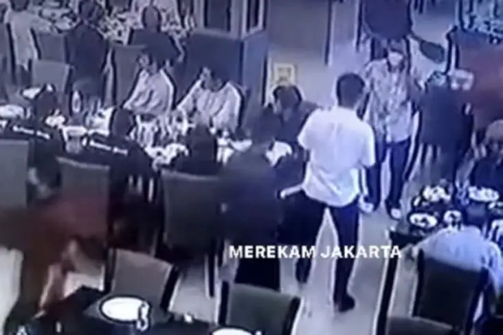 Komplotan Pencuri Modus...