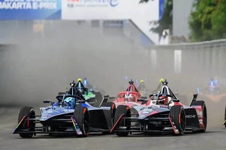 Hasil Race 1 Formula...