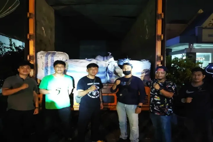 Penyelundupan Baju Bekas...