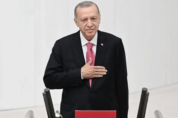 Erdogan Dilantik untuk...