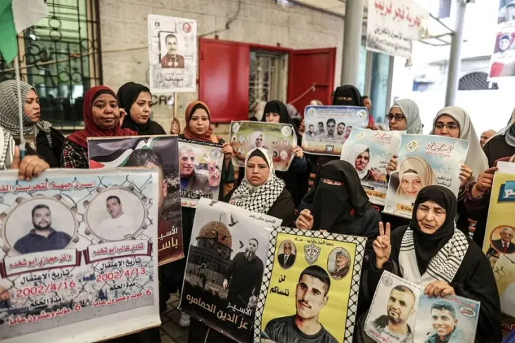 160 Tahanan Palestina...