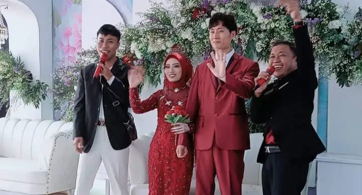 Pakai 4 Bahasa saat...
