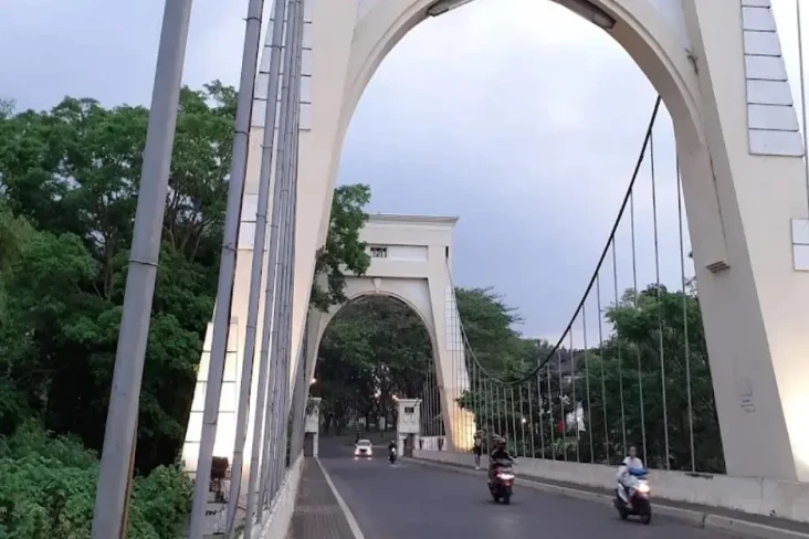 2 Bulan Jelang Pernikahan,...