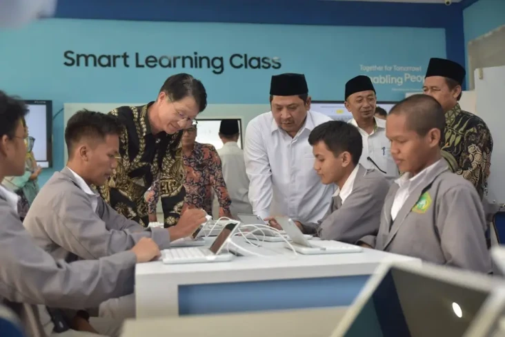 Tingkatkan Literasi...
