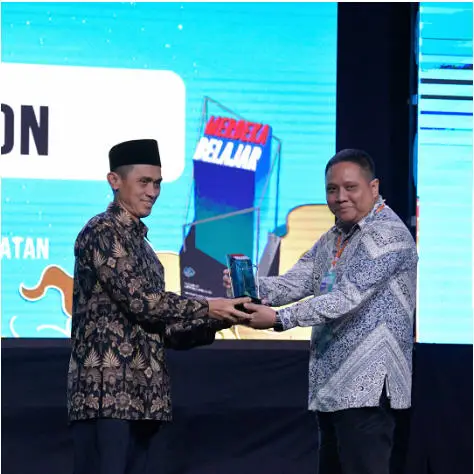 Tanoto Foundation Raih...