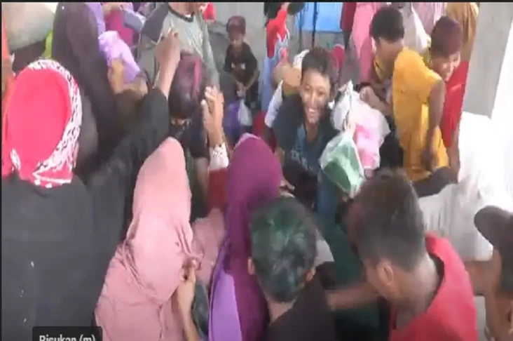 Gelar Prosesi Sedekah...