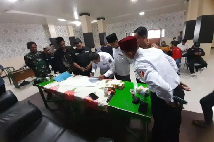 Hadiri Penetapan Pemilih...