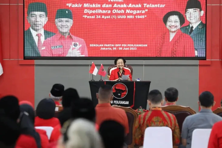 Jokowi Cawe-cawe di...