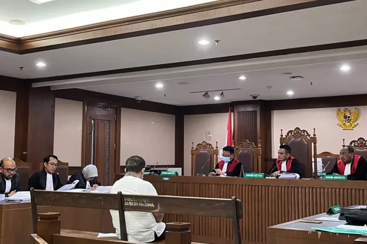 Jaksa Tuntut Rijatono...