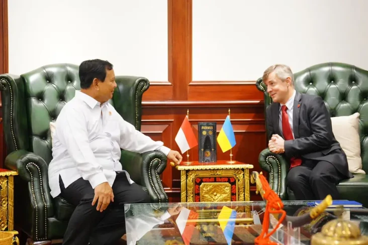 Terima Dubes Ukraina,...