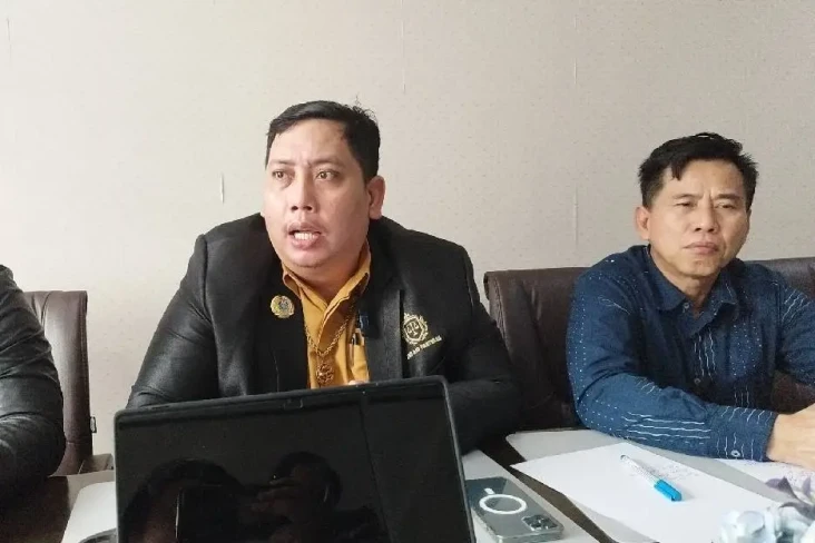 Viral Ketua RT Riang...