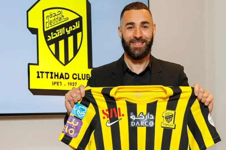 Karim Benzema Gabung...
