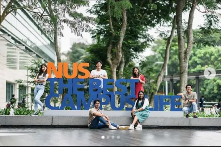 Profil 5 Universitas...
