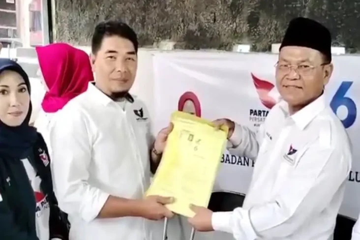 Warga Antusias Miliki...