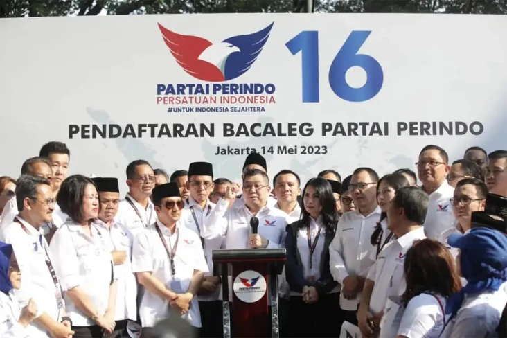 Bahas Kerja Sama Politik,...
