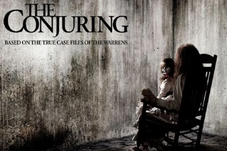 8 Film Horor dengan...