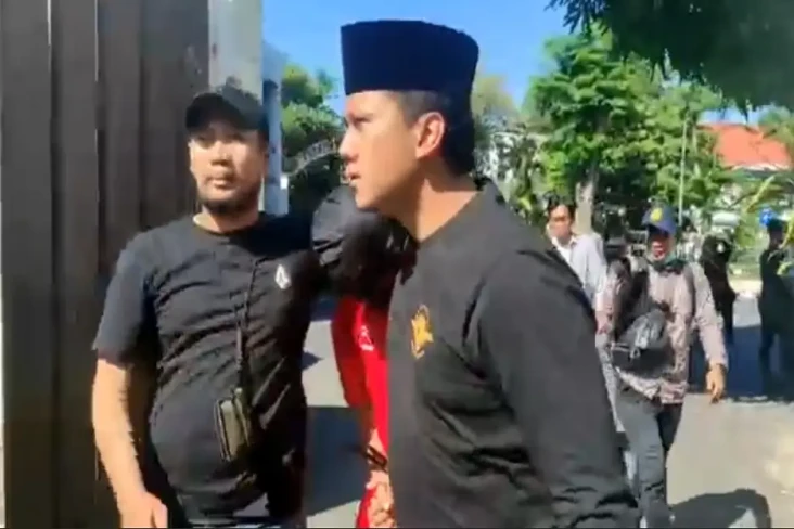 Bunuh dan Buang Jasad...