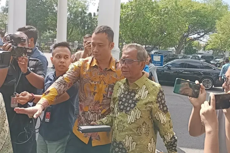Mahfud MD Menghadap...