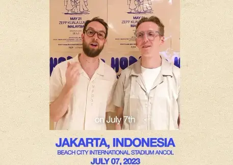 Honne Bakal Konser di...