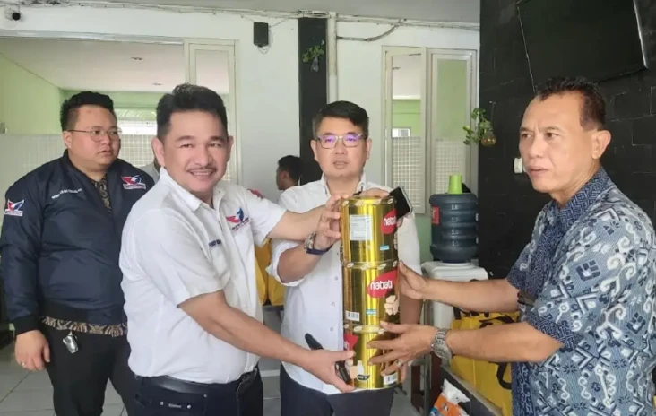 Peduli Rakyat Kecil,...
