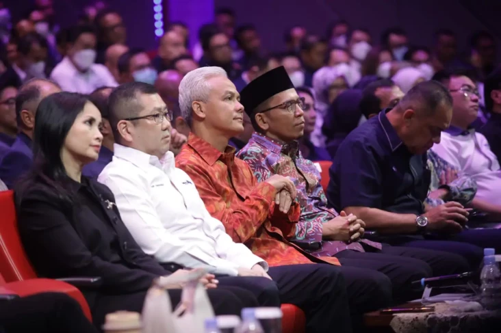Kans Figur Perempuan...