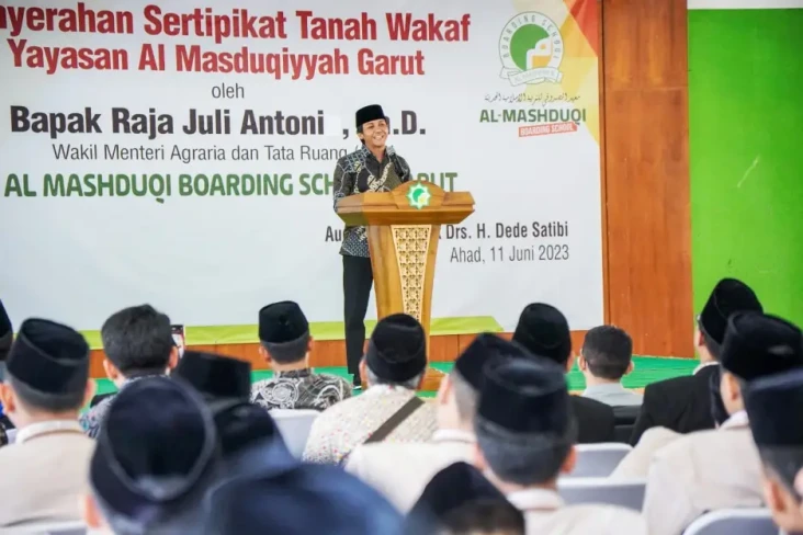 Kunjungan ke Garut,...