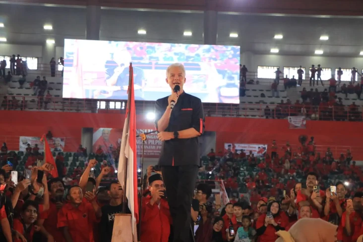 Disambut Ribuan Kader...