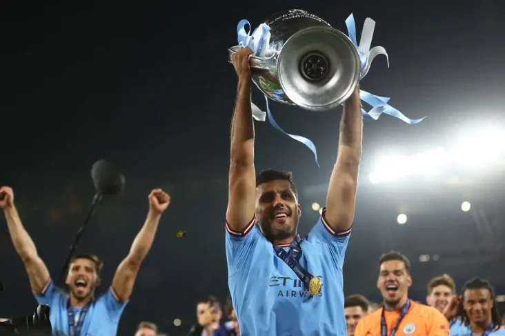 Rodri Dinobatkan Sebagai...