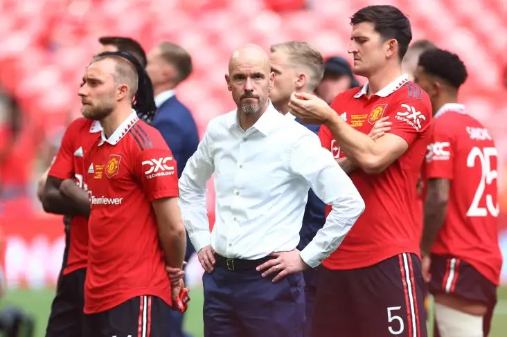 Gary Neville Beber 2...