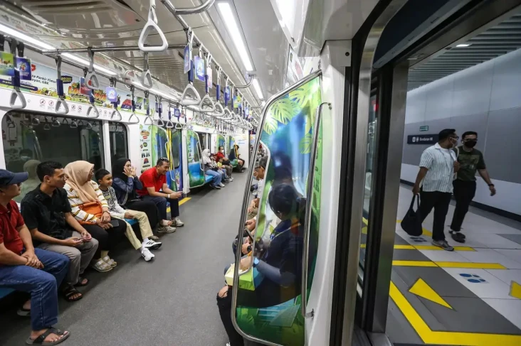 Sah! Penumpang Transportasi...