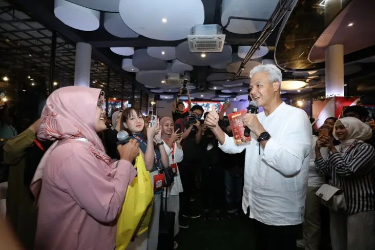 Pesan Ganjar ke Generasi...