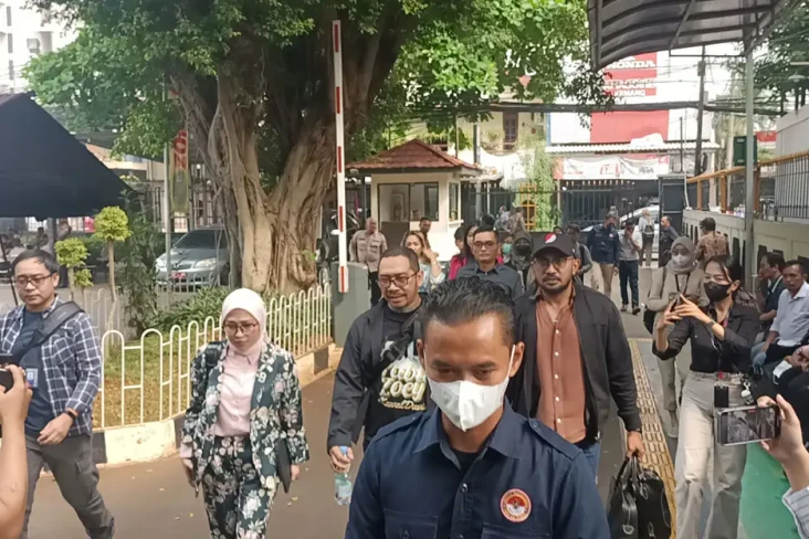 Tiba di PN Jakarta Selatan,...