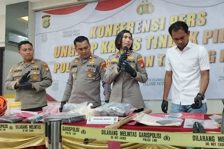 Polisi Periksa 7 Saksi...