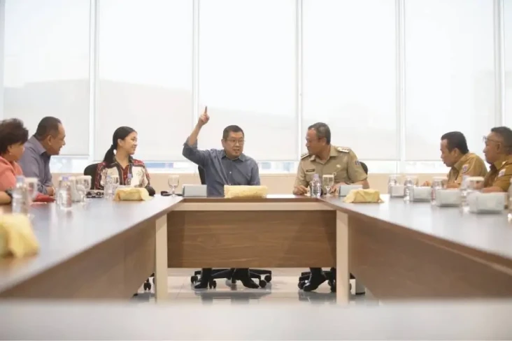 Pemkot Jakarta Pusat...