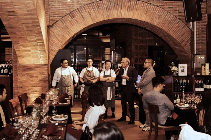 VIN+ Arcadia Plaza Senayan...