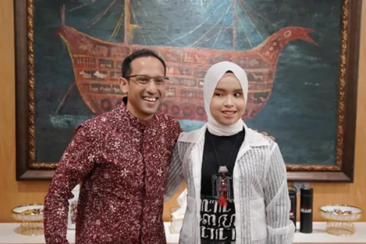 Putri Ariani Terharu...