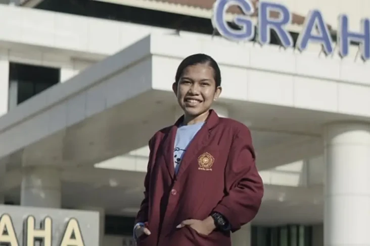 Cerita Perjuangan Ezri,...