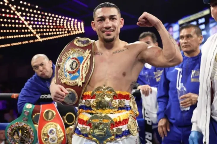 Teofimo Lopez Tuntut...
