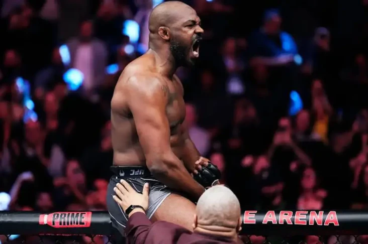 Jon Jones Tantang Tyson...