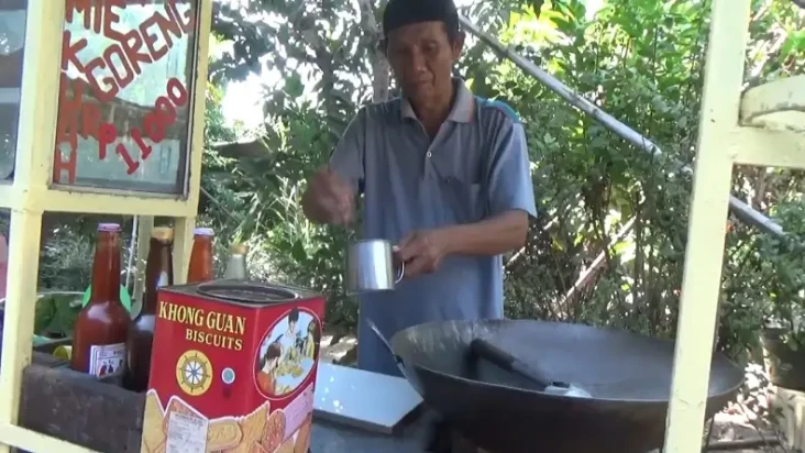 Kisah Penjual Nasi Goreng...