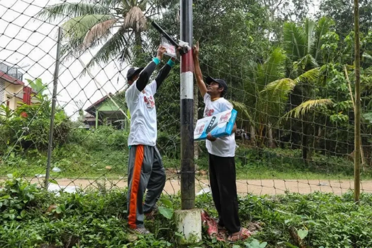 KST Banten Bantu Lampu...