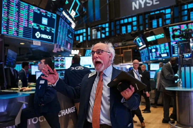 Wall Street Dibuka Naik...