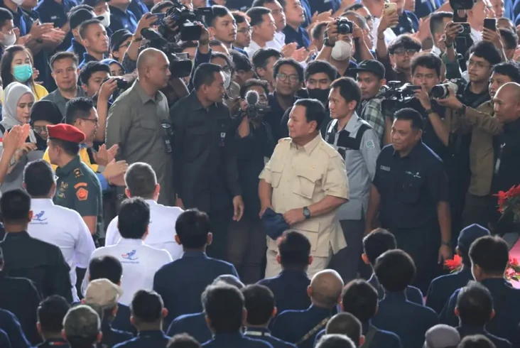 Bangkitkan Industri...