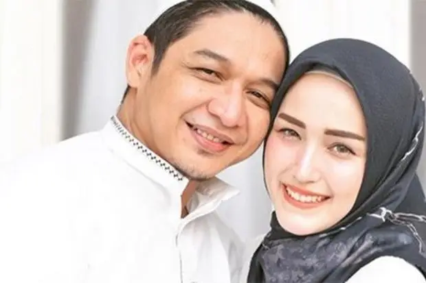 Adelia Wilhelmina Ungkap...